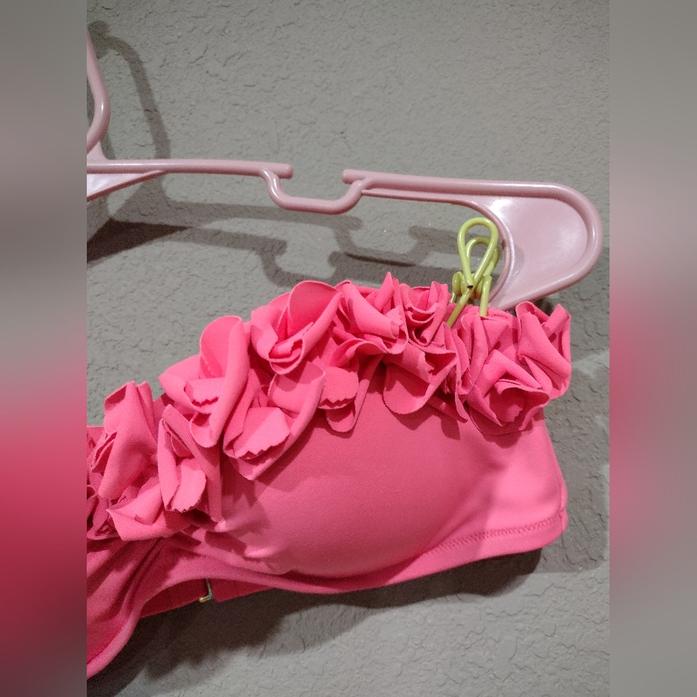 Victoria's Secret Ruffle Rosette Swim Top - Picture 2 of 5